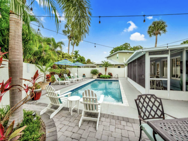 Lido Key Vacation House with Pool Near St. Armands Circle